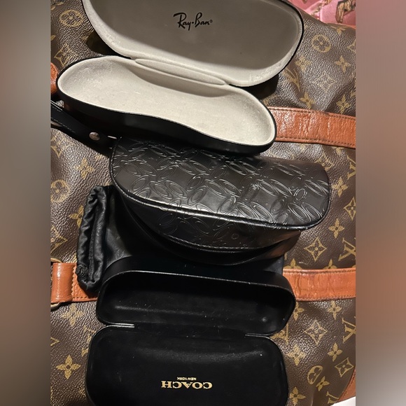Oakley, coach, rayban eyeglass case BUNDLE of 4
